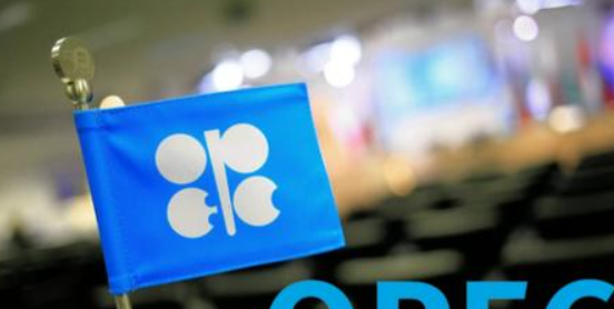 OPEC+在动荡之际维持暂停增产的计划